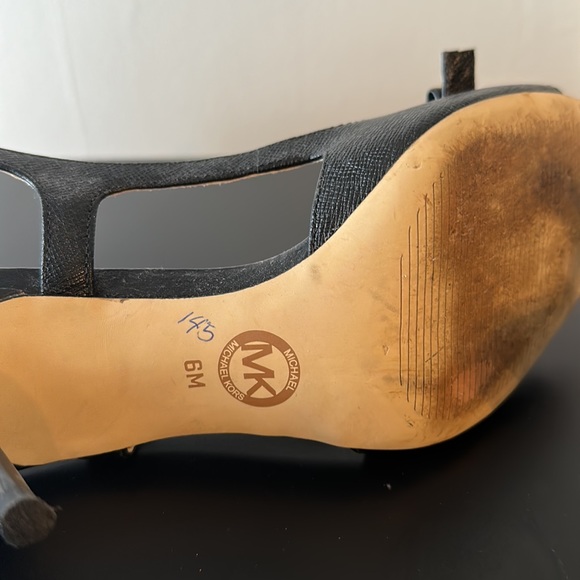 Michael Kors sandal black size 6 - Picture 5 of 8